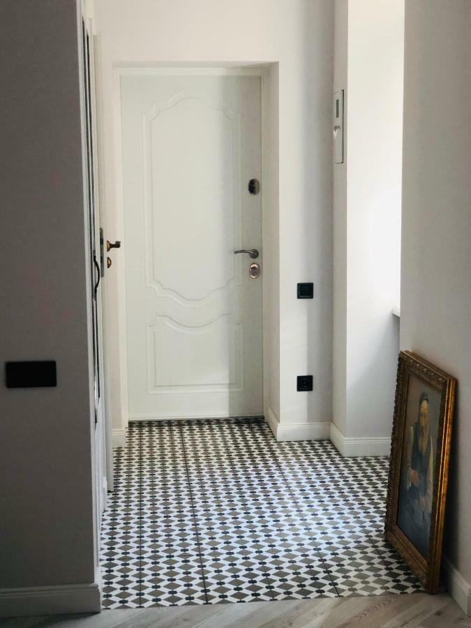 Apartment Vip History